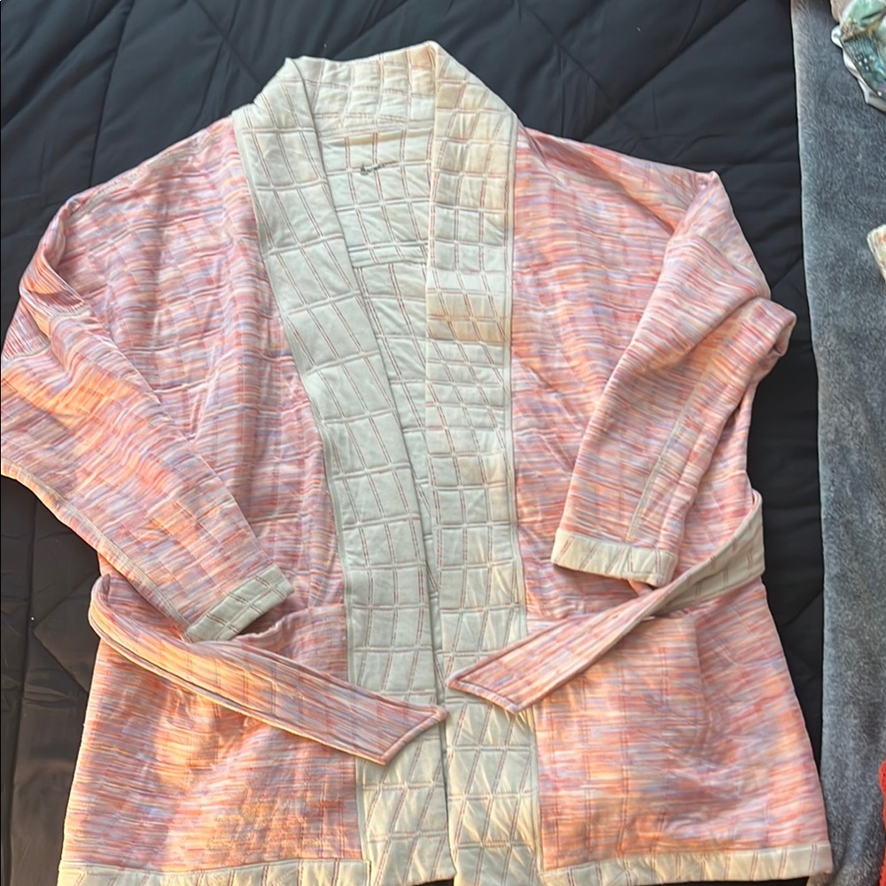 Nike Pink and Cream Reversible Yoga Jacket